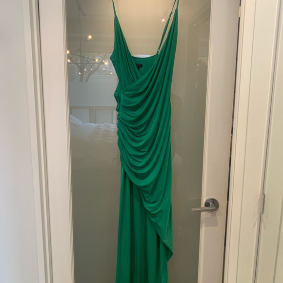 NBD Princess Bride Gown in Kelly Green - Picture 2 of 3